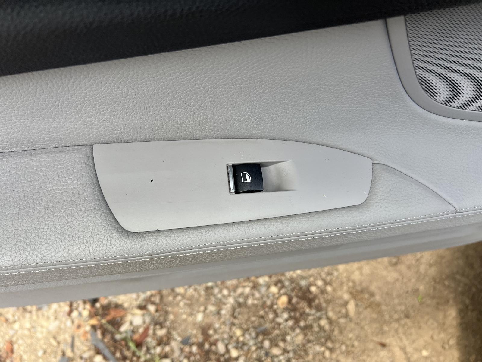 View Auto part Pwr Dr Wind Switch BMW 7 SERIES 2011