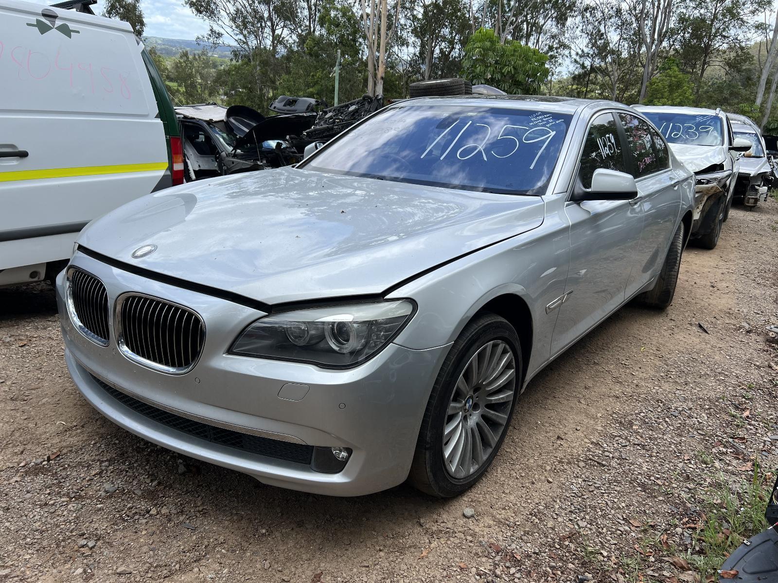 View Auto part Right Front Window Reg/Motor BMW 7 SERIES 2011