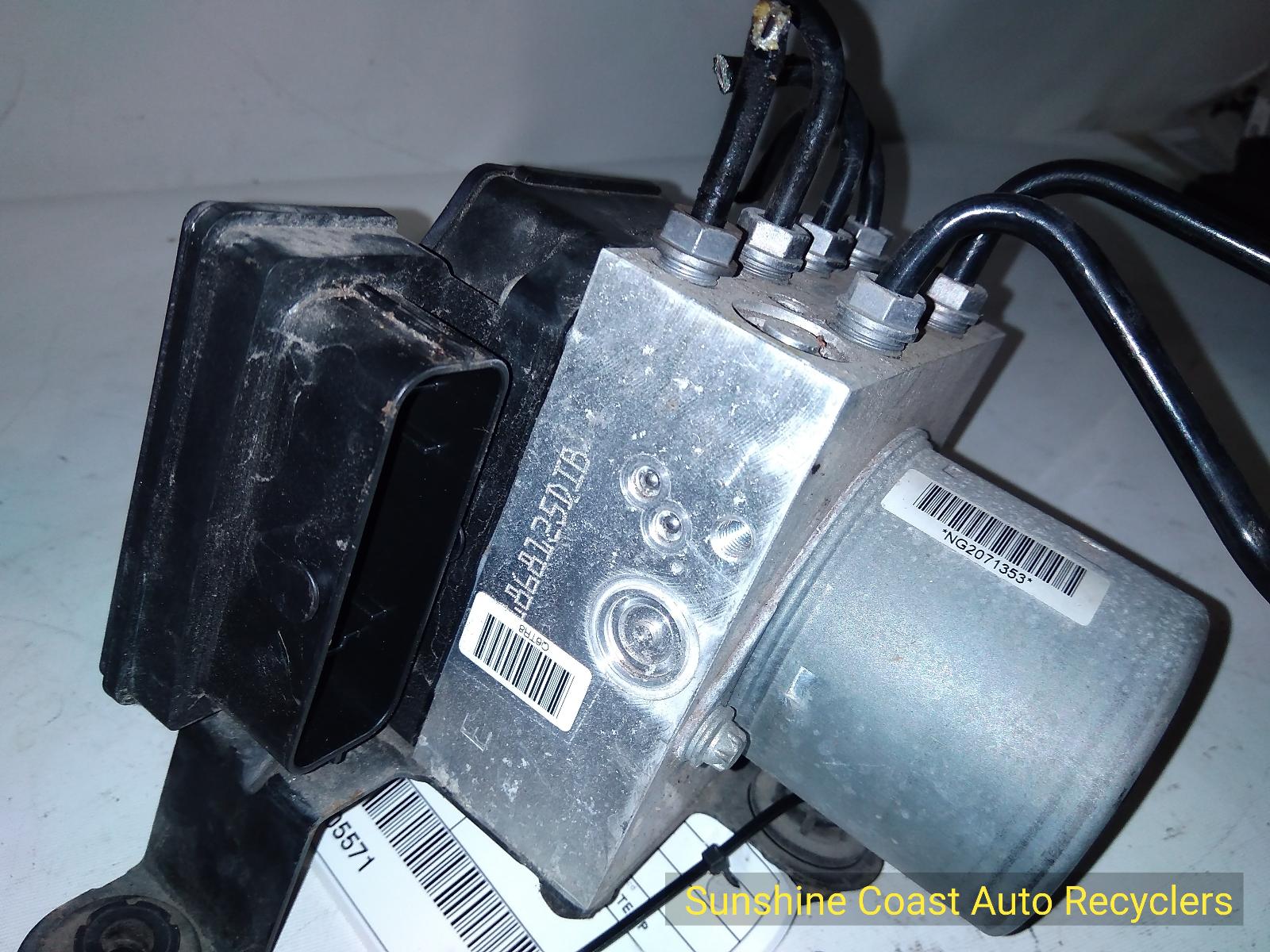 View Auto part Abs Pump/Modulator Audi Q3 2013