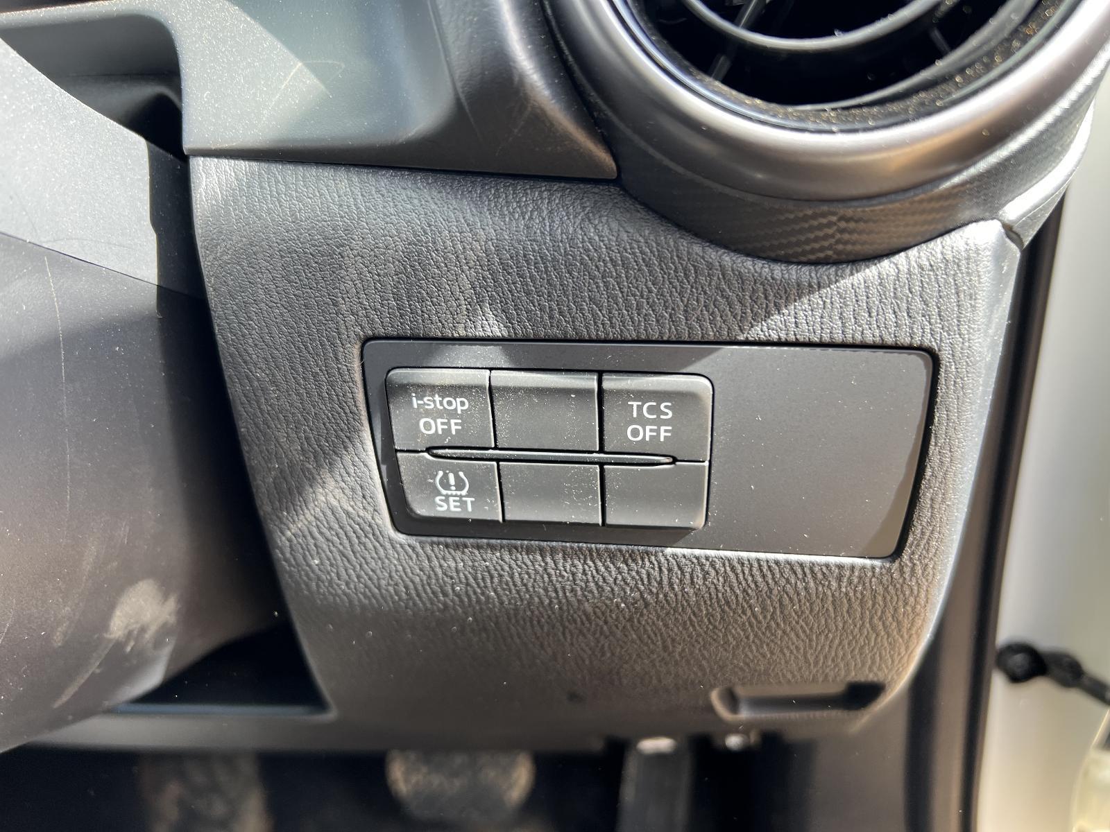 View Auto part Misc Switch/Relay MAZDA CX3 2023