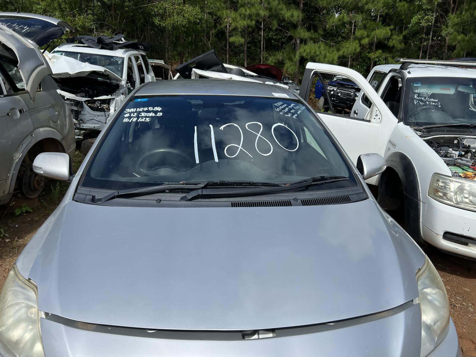 View Auto part Bonnet Toyota Yaris 2009