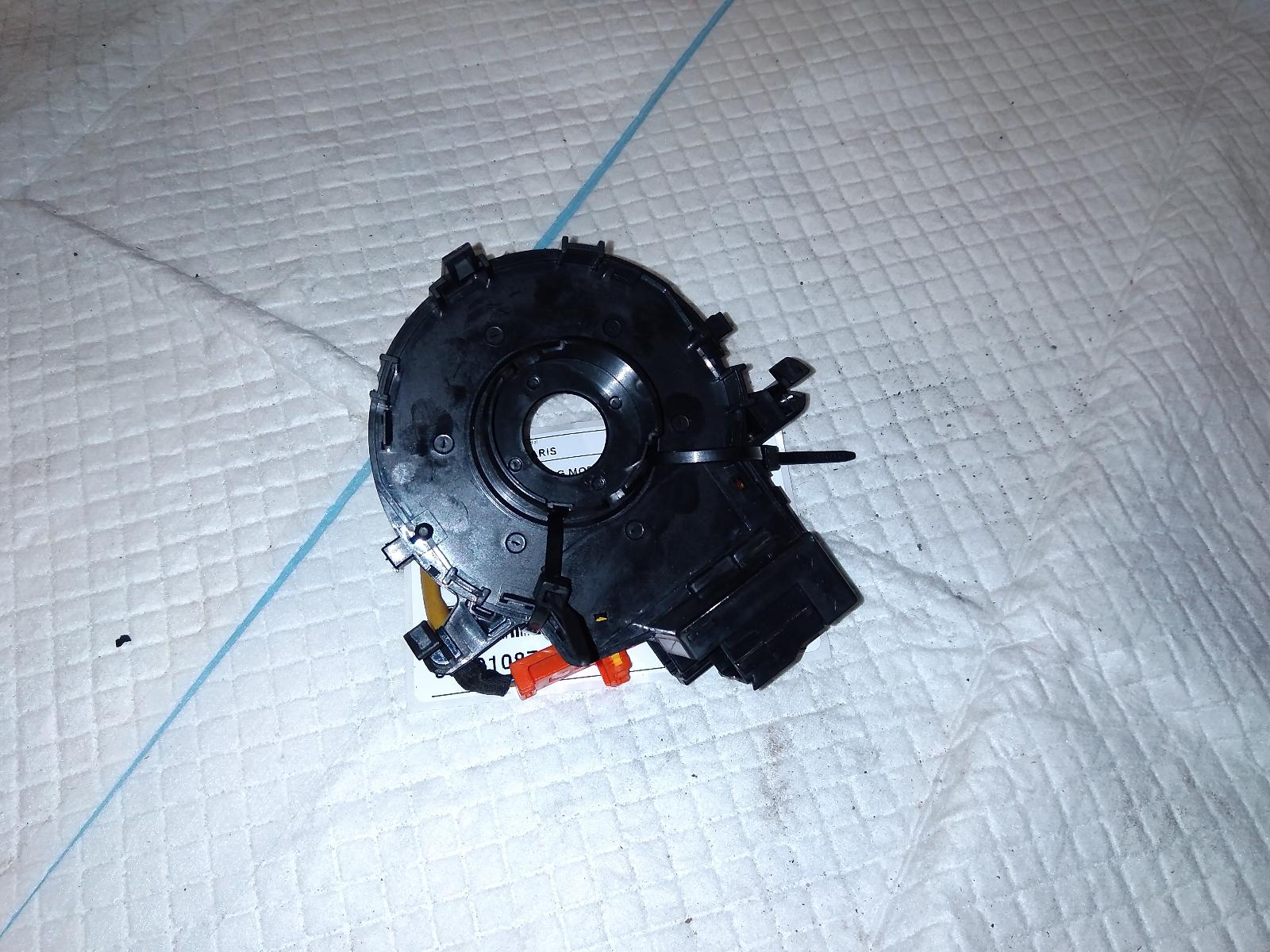 View Auto part Airbag Module/Sensor Toyota Yaris 2009