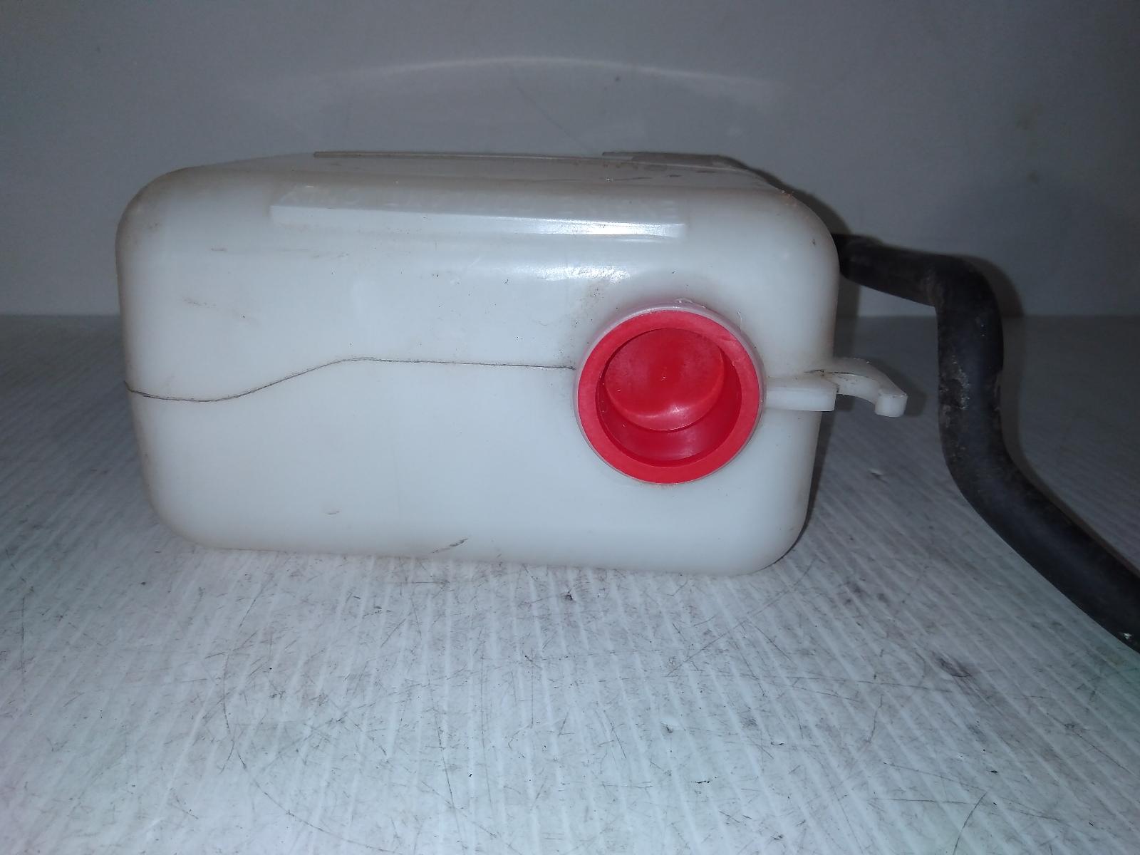 View Auto part Overflow Bottle Suzuki Vitara 2013