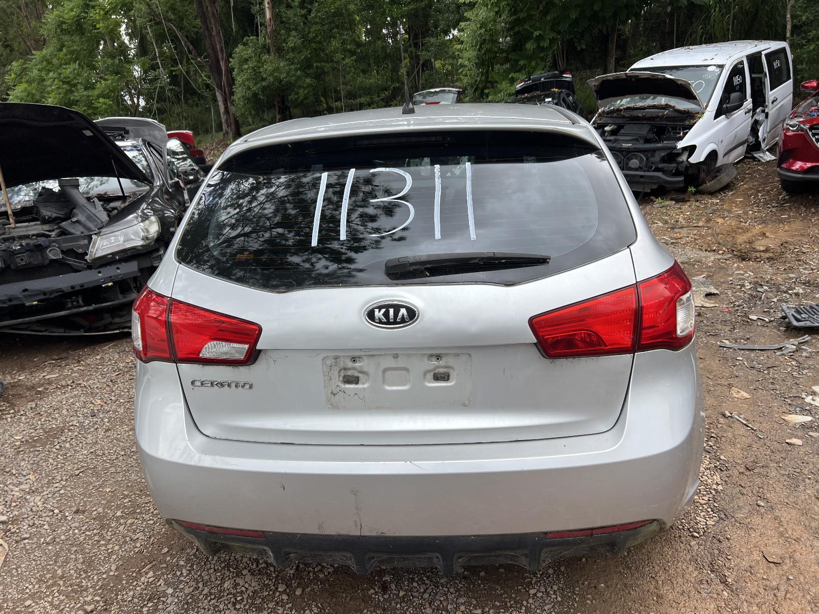 View Auto part Rear Bumper Kia Cerato 2011