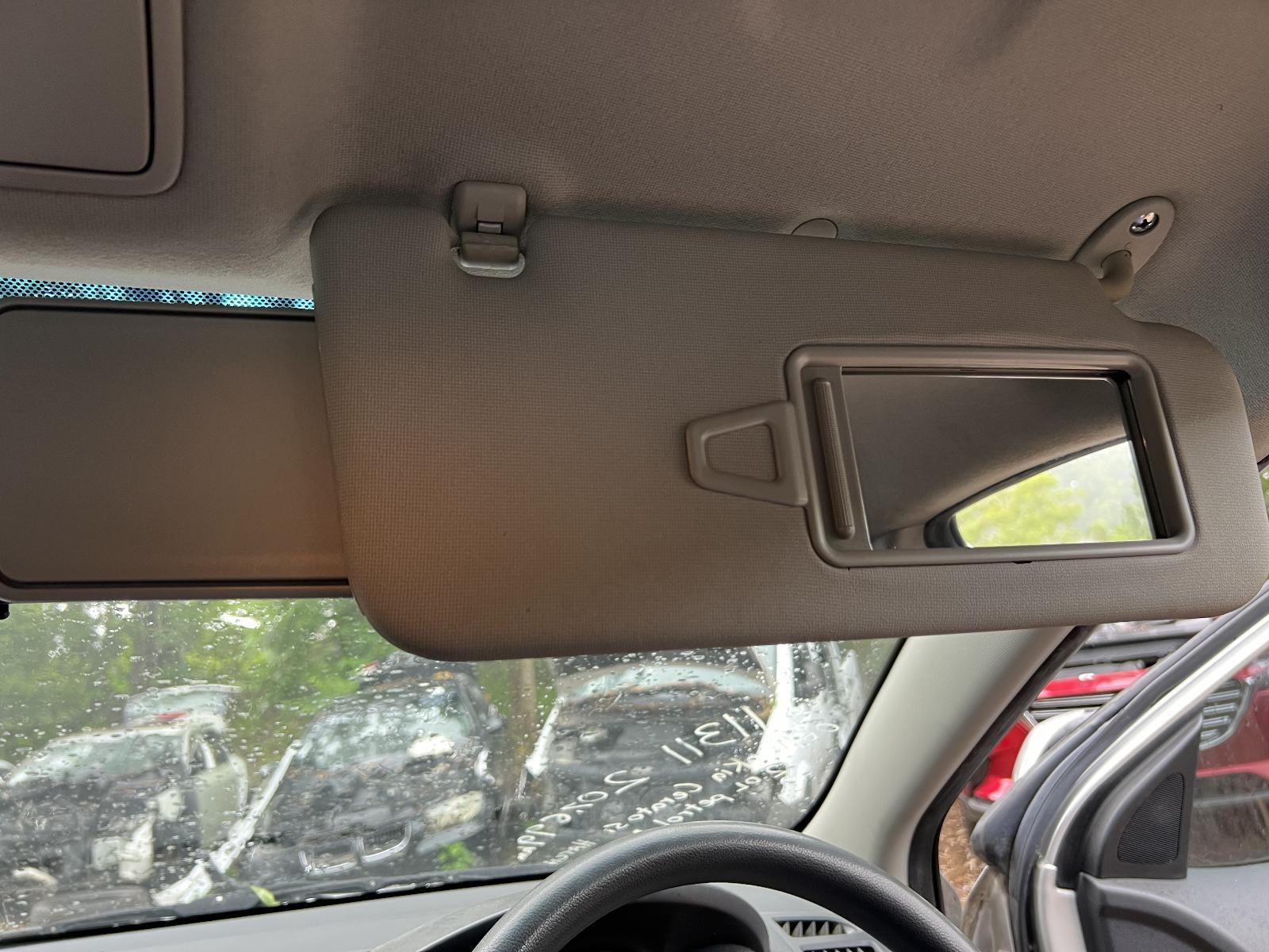 View Auto part Sunvisor Kia Cerato 2011