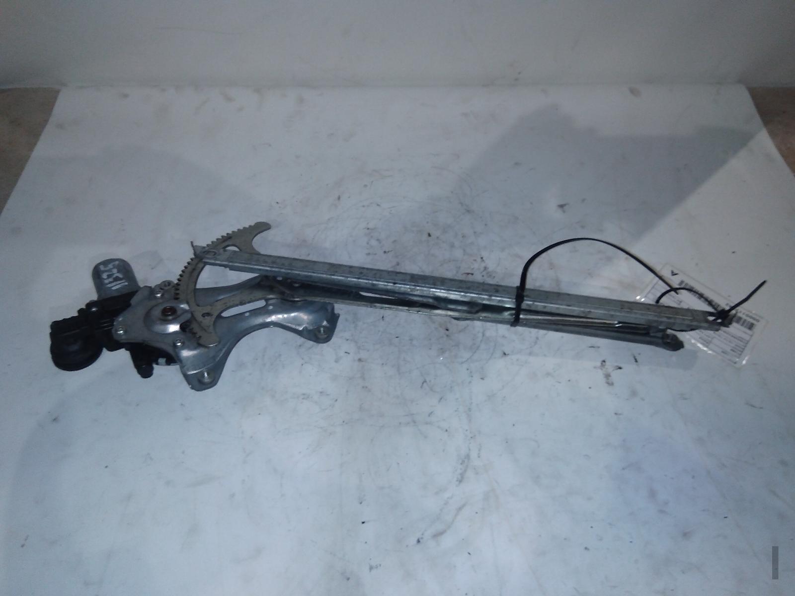 View Auto part Left Front Window Reg/Motor Toyota Rav4 2015