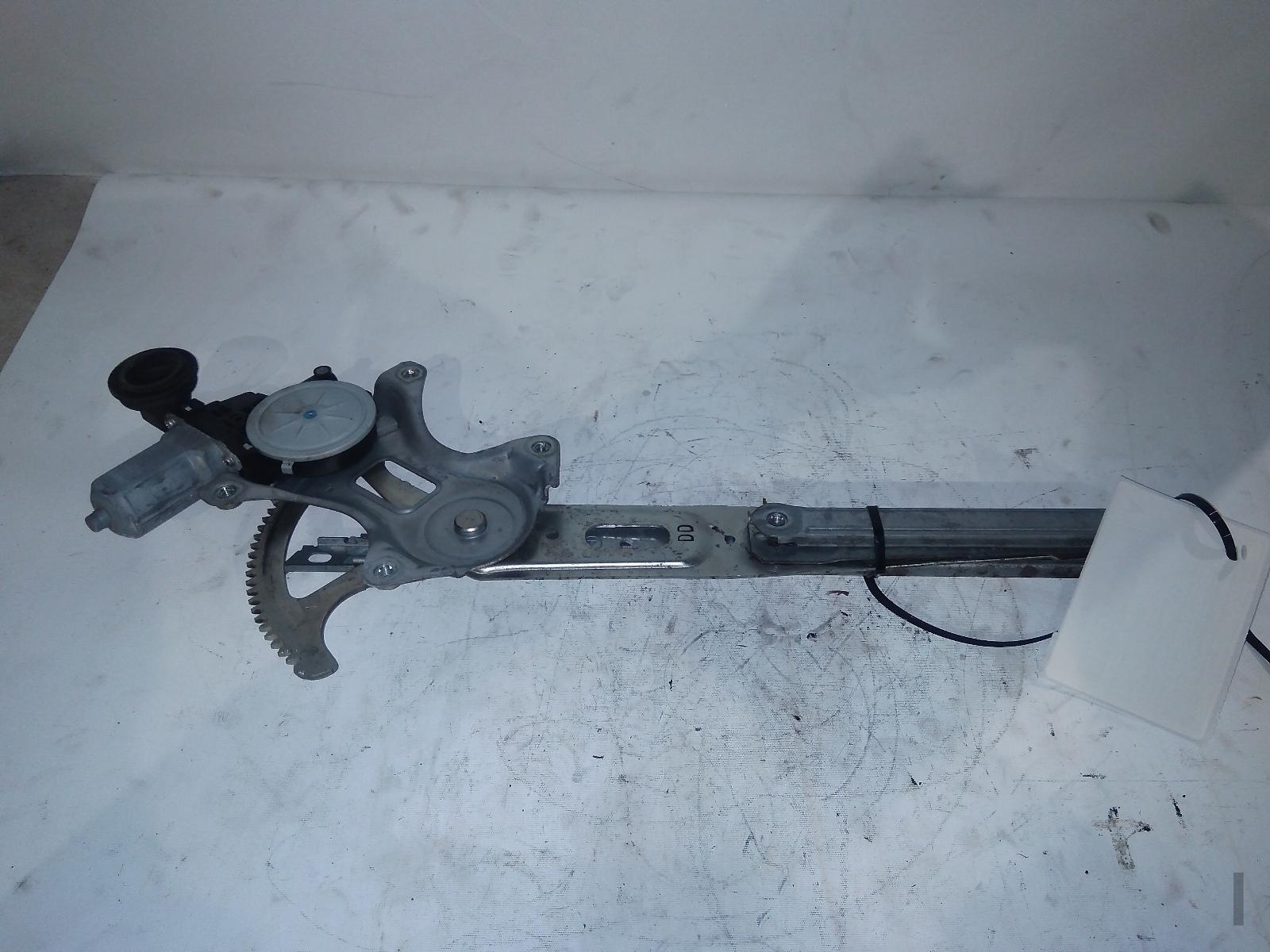 View Auto part Left Front Window Reg/Motor Toyota Rav4 2015