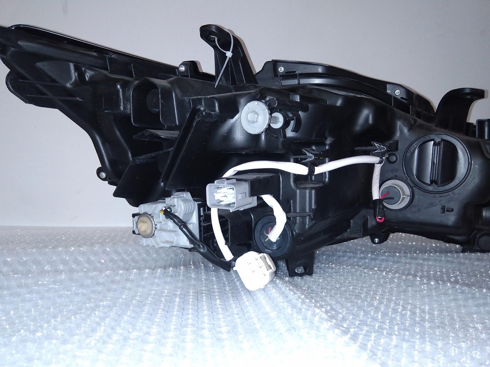 View Auto part Left Headlamp Lexus Ct200h 2018