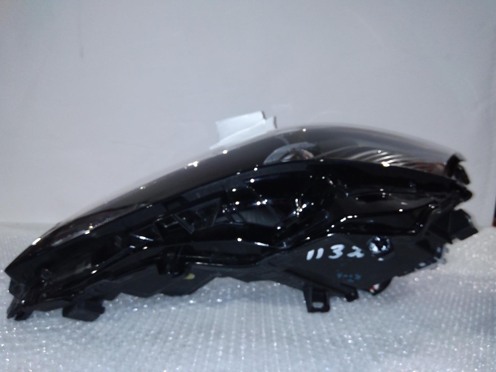 View Auto part Left Headlamp Lexus Ct200h 2018