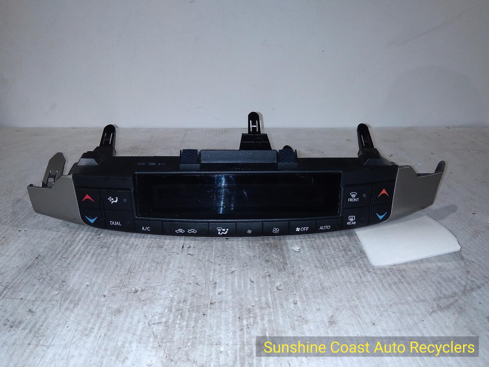 View Auto part Heater/Ac Controls Lexus Ct200h 2018