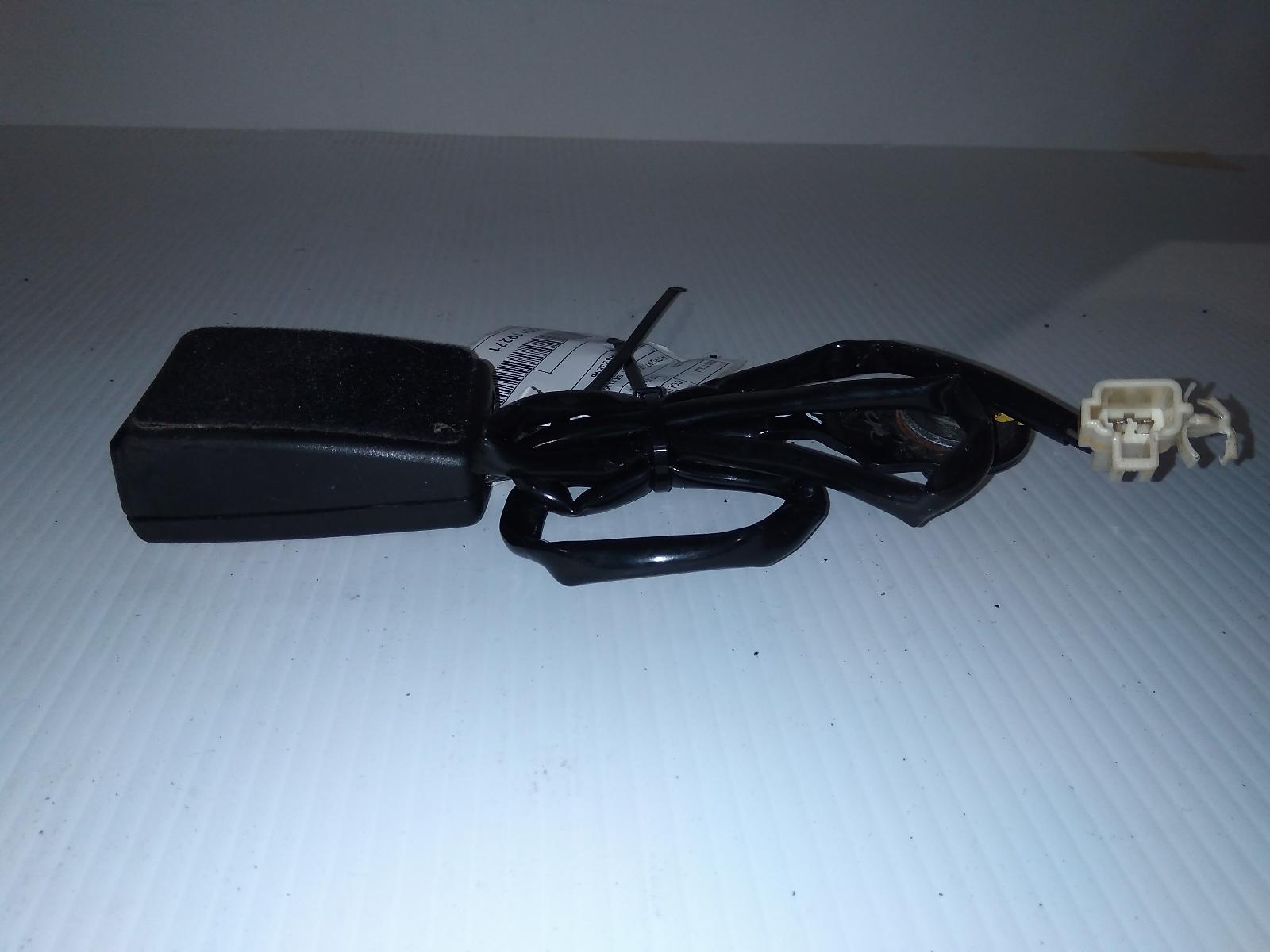 View Auto part Seatbelt/Stalk Holden Colorado 2017