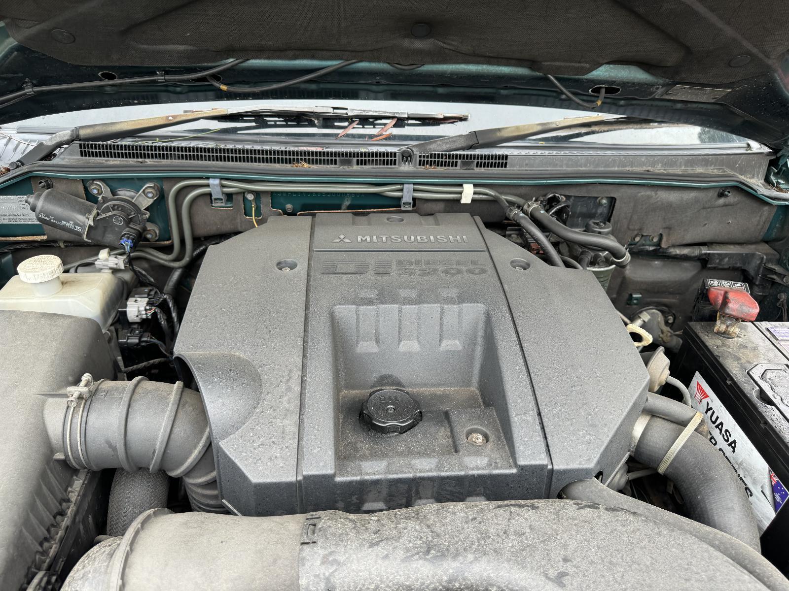 View Auto part Engine MITSUBISHI PAJERO 2004
