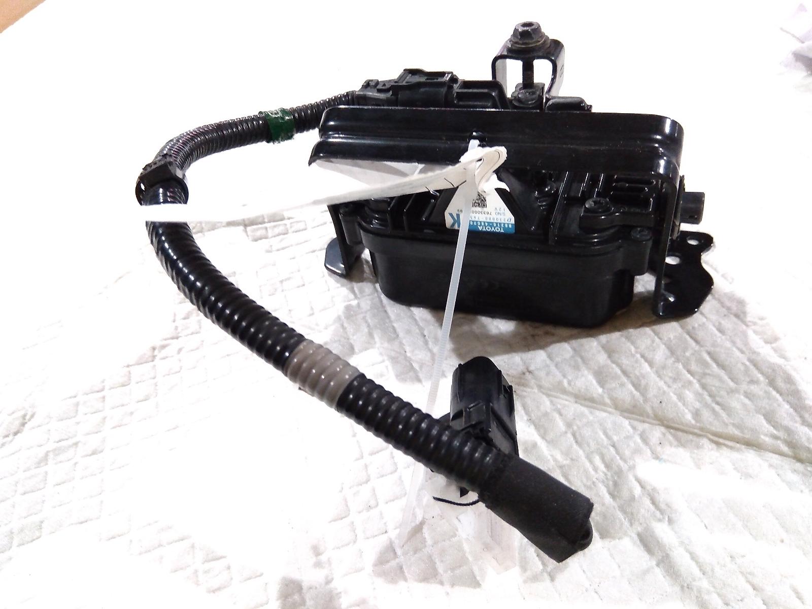 View Auto part Misc Switch/Relay Lexus Ct200h 2018
