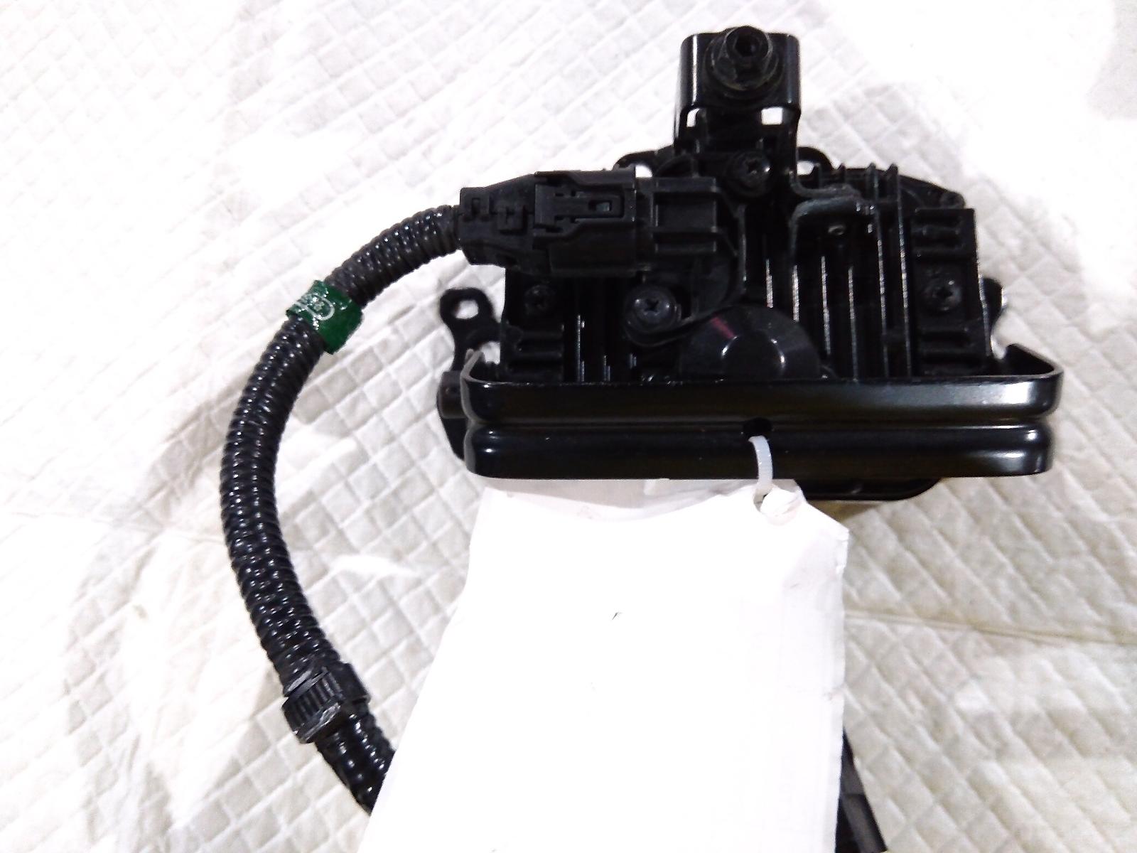 View Auto part Misc Switch/Relay Lexus Ct200h 2018