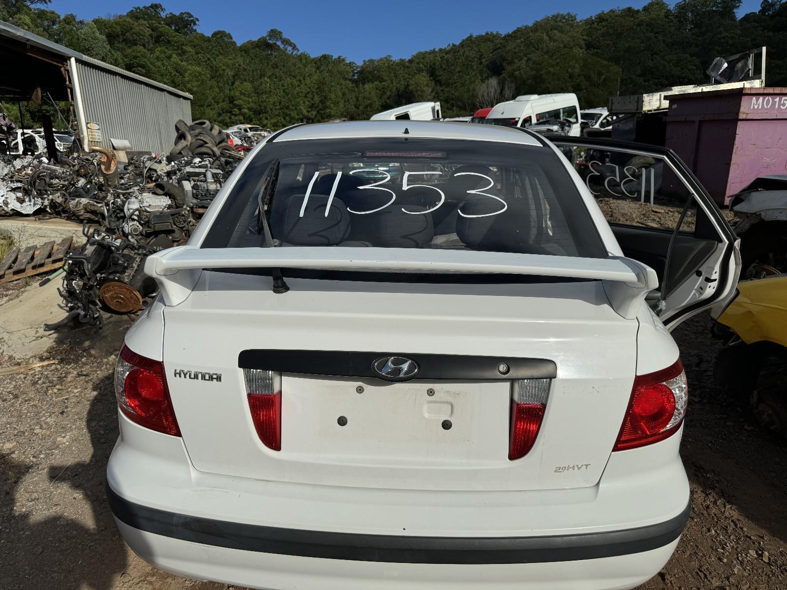 View Auto part Bootlid/Tailgate HYUNDAI ELANTRA 2003