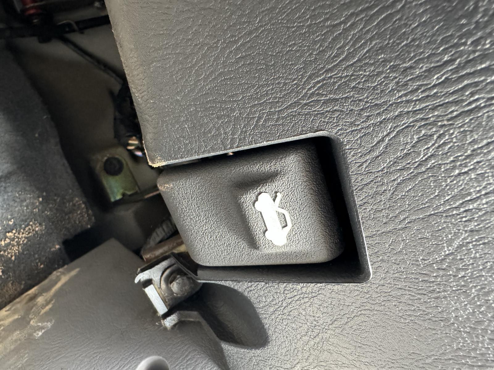 View Auto part Bonnet Release HYUNDAI ELANTRA 2003