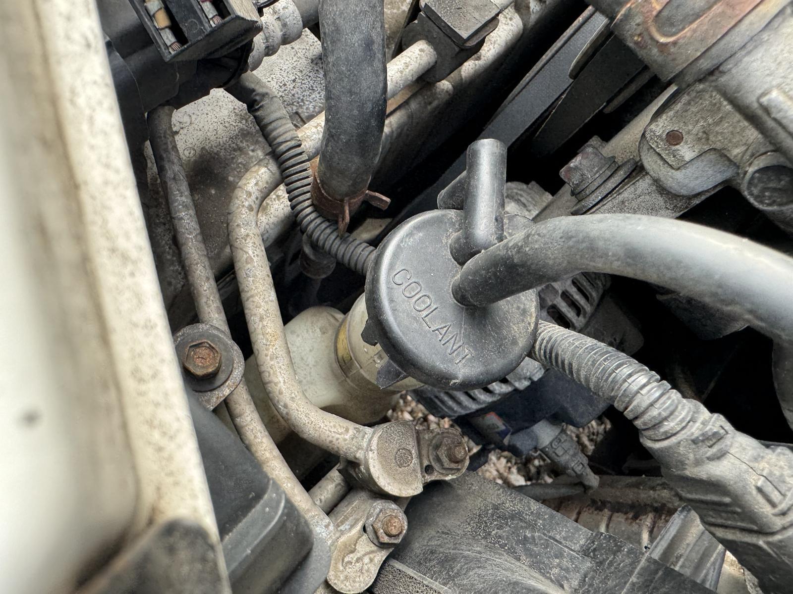 View Auto part Overflow Bottle HYUNDAI ELANTRA 2003