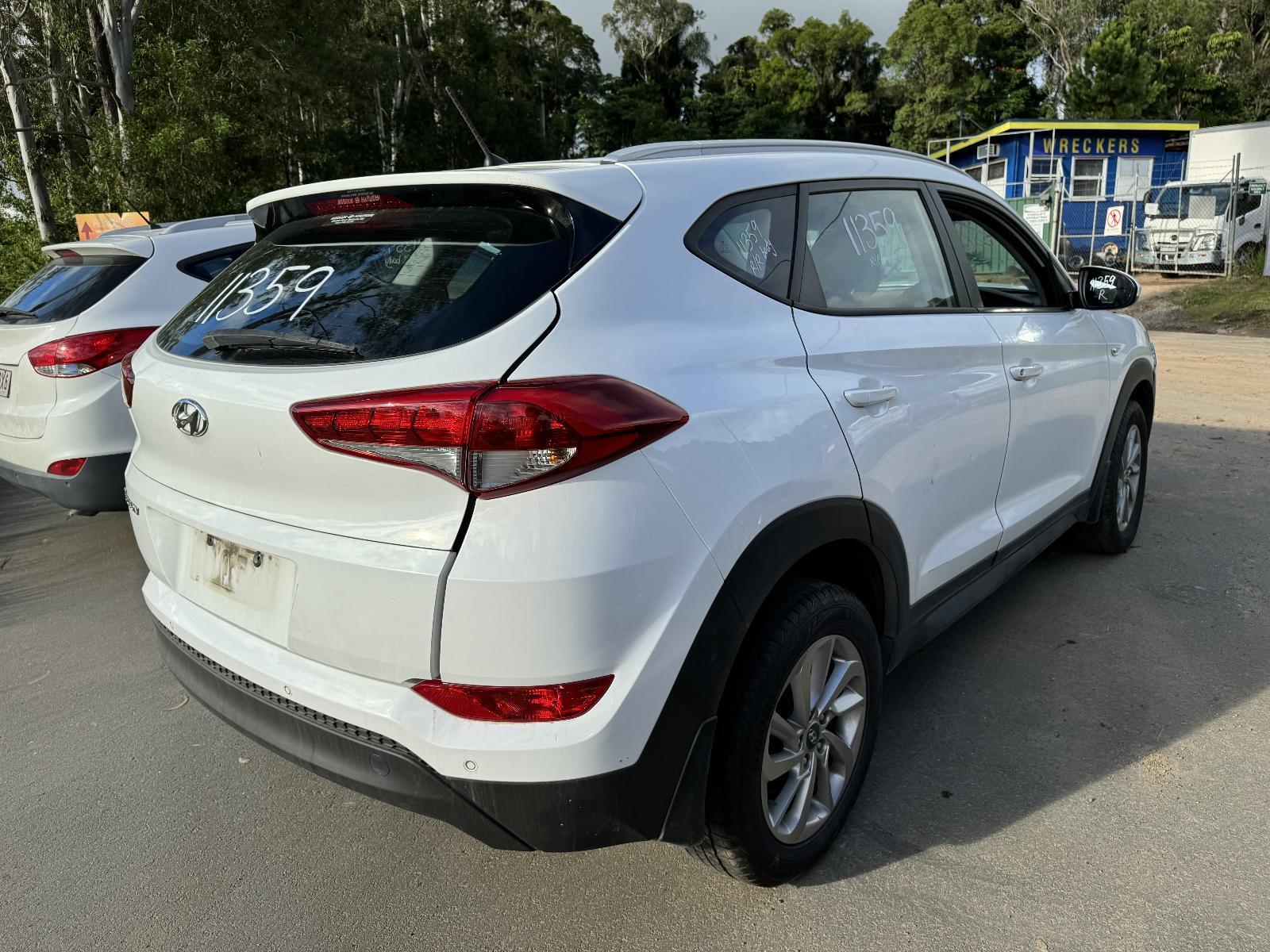 View Auto part Hatch Strut Hyundai Tucson 2016