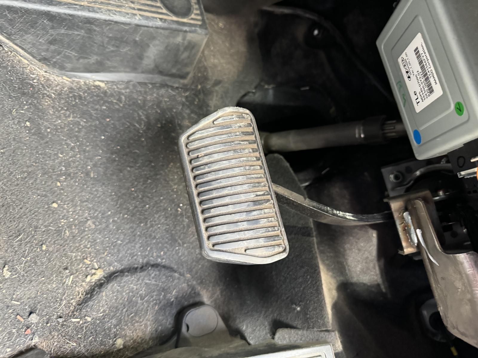 View Auto part Pedal Assembly HYUNDAI TUCSON 2016