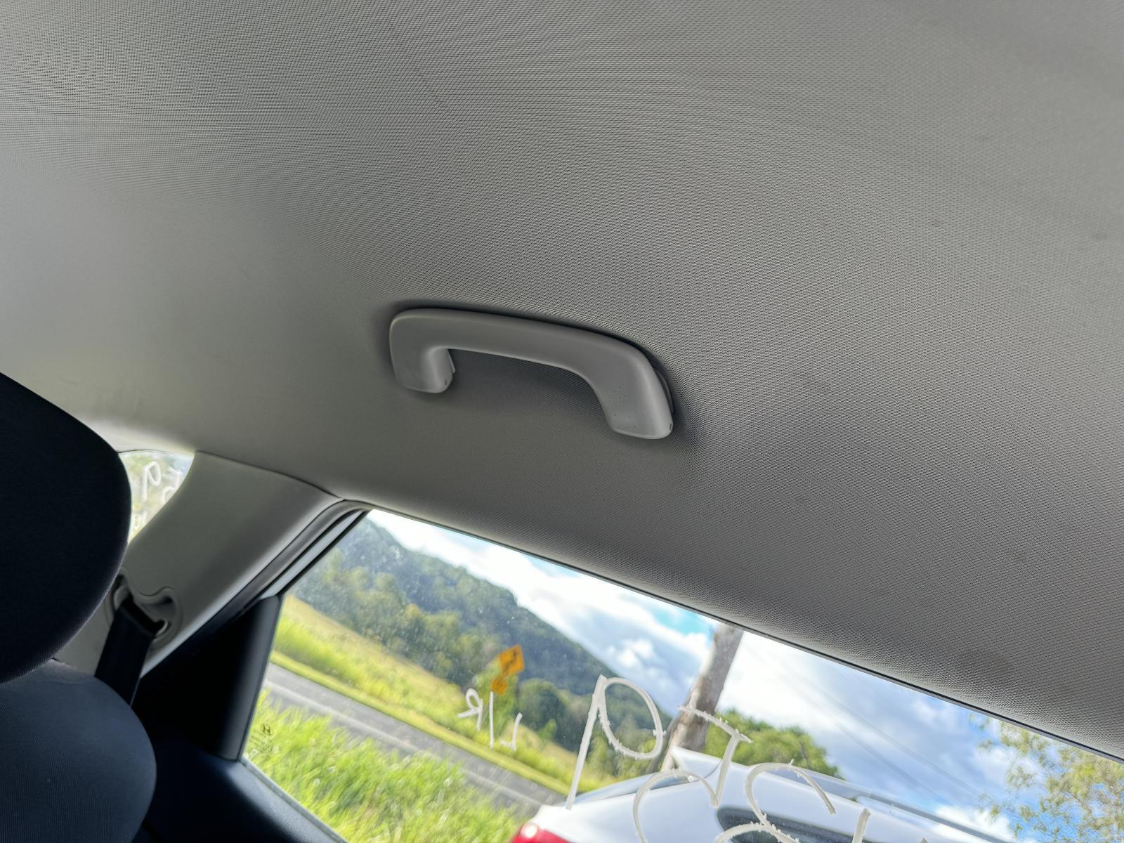 View Auto part Grab Handle Hyundai Tucson 2016