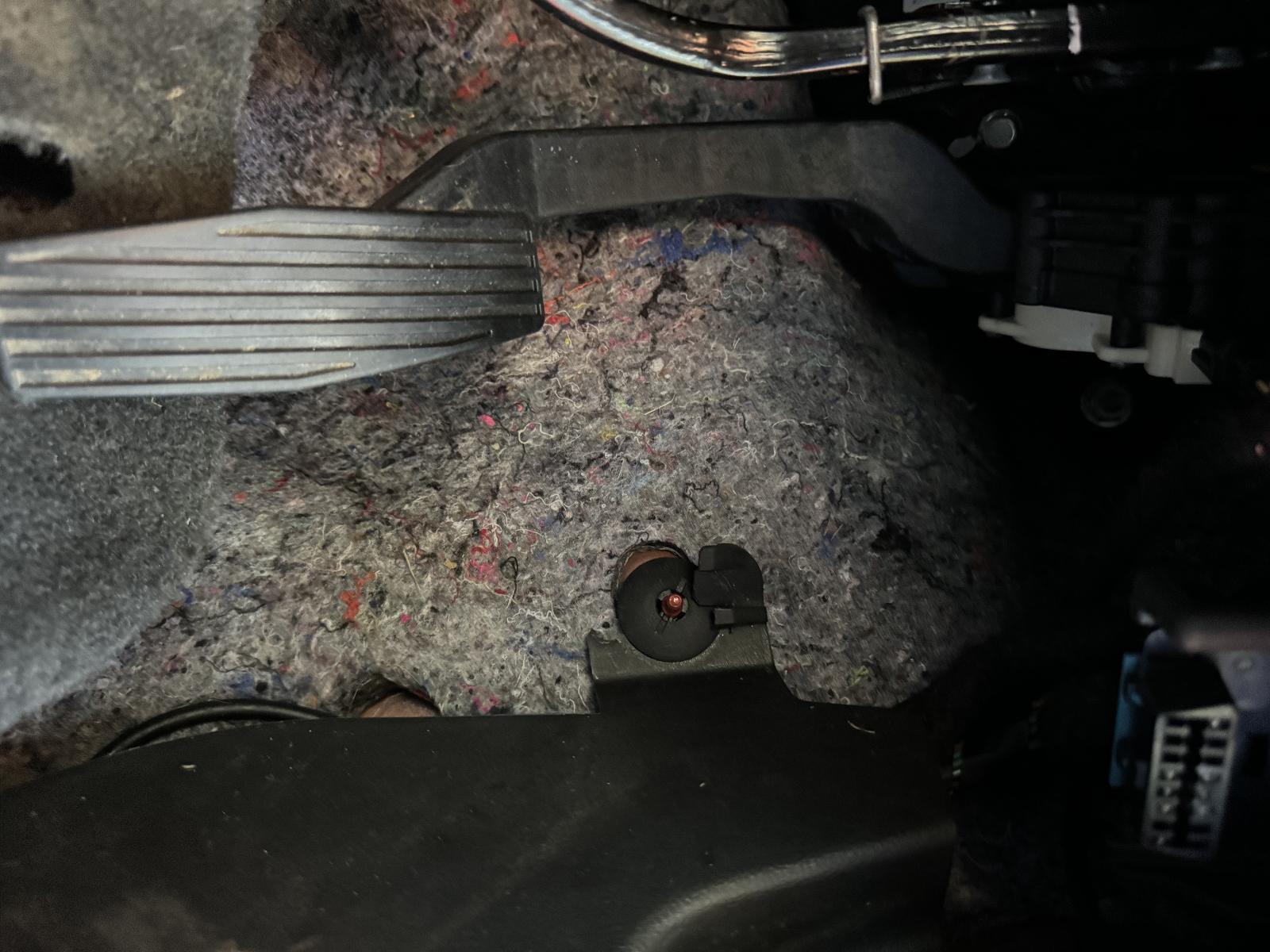 View Auto part Pedal Assembly HOLDEN TRAX 2013