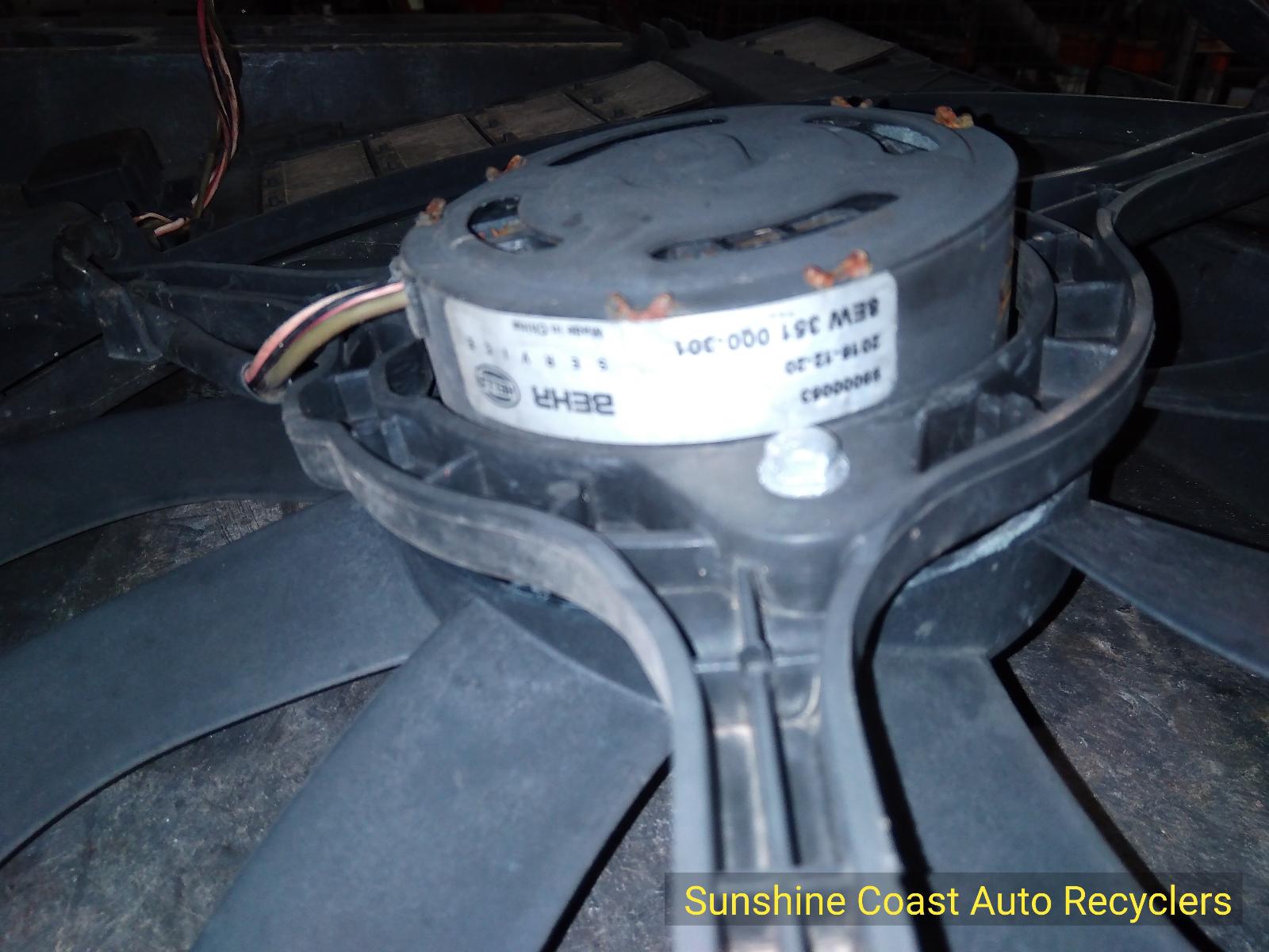 2004 Mini Cooper Fan View Auto part Fan Mini Cooper 2004