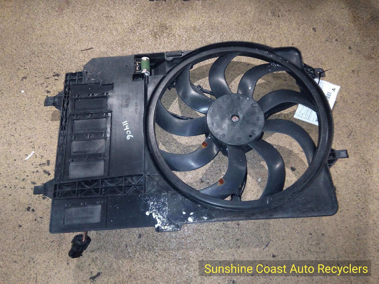 2004 Mini Cooper Fan View Auto part Fan Mini Cooper 2004