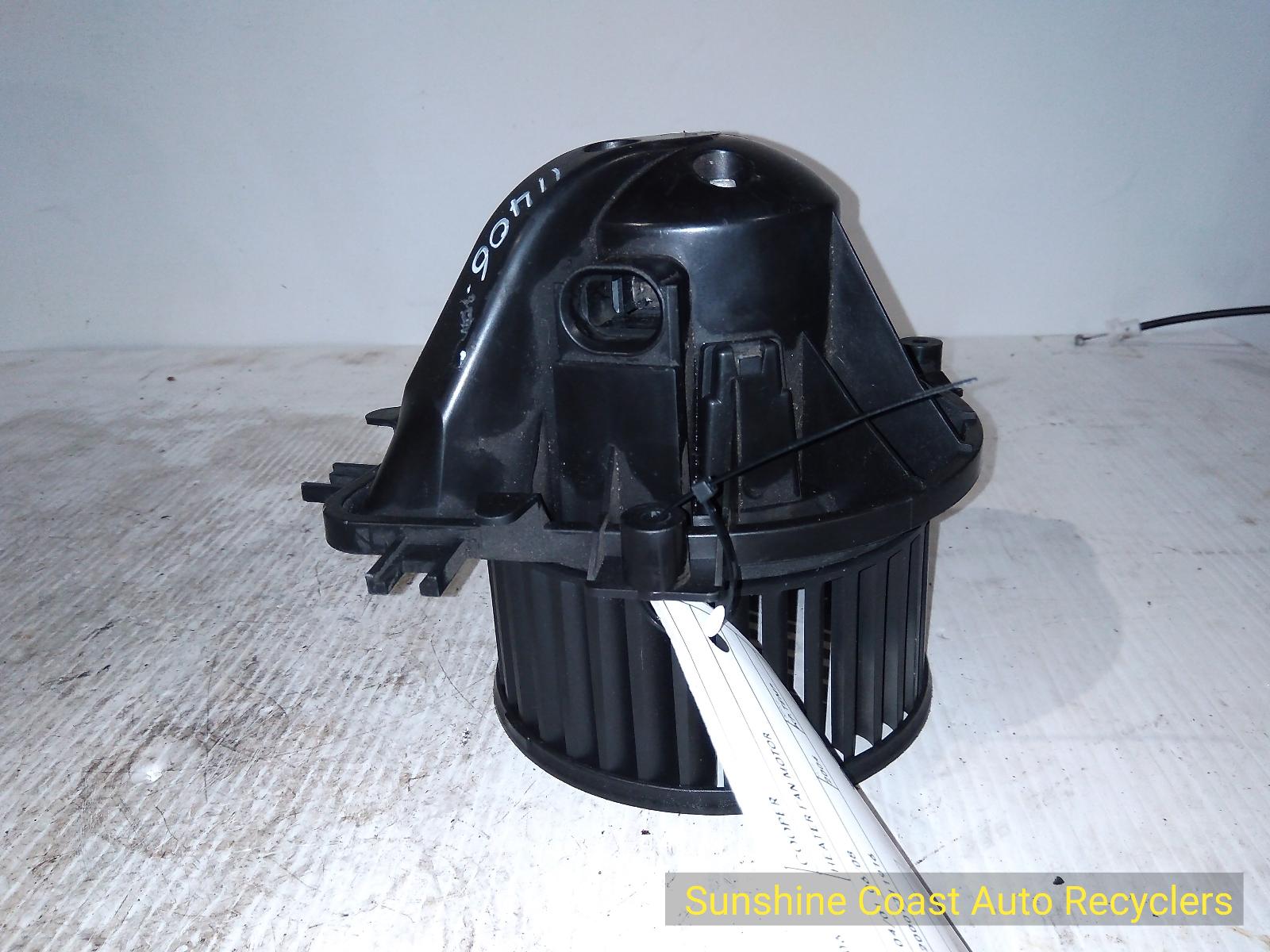 2004 Mini Cooper Heater Fan Motor View Auto part Heater Fan Motor Mini Cooper 2004