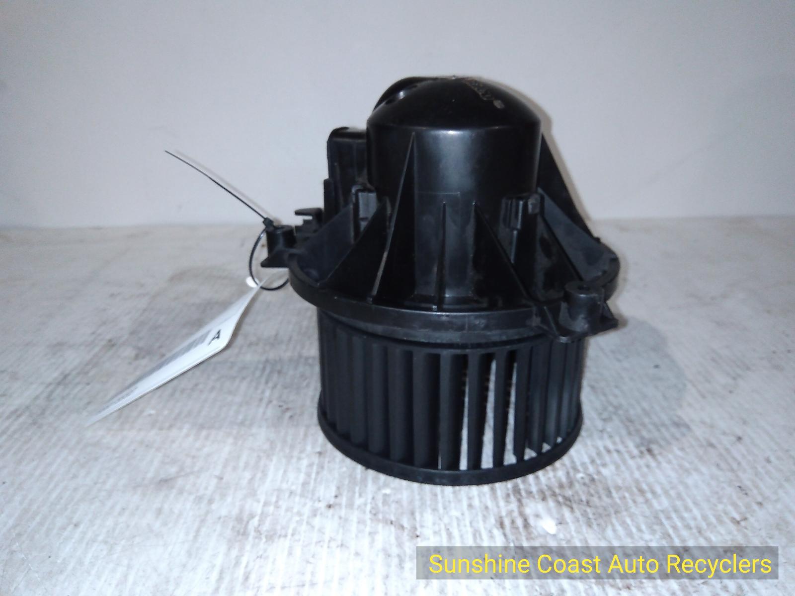 2004 Mini Cooper Heater Fan Motor View Auto part Heater Fan Motor Mini Cooper 2004