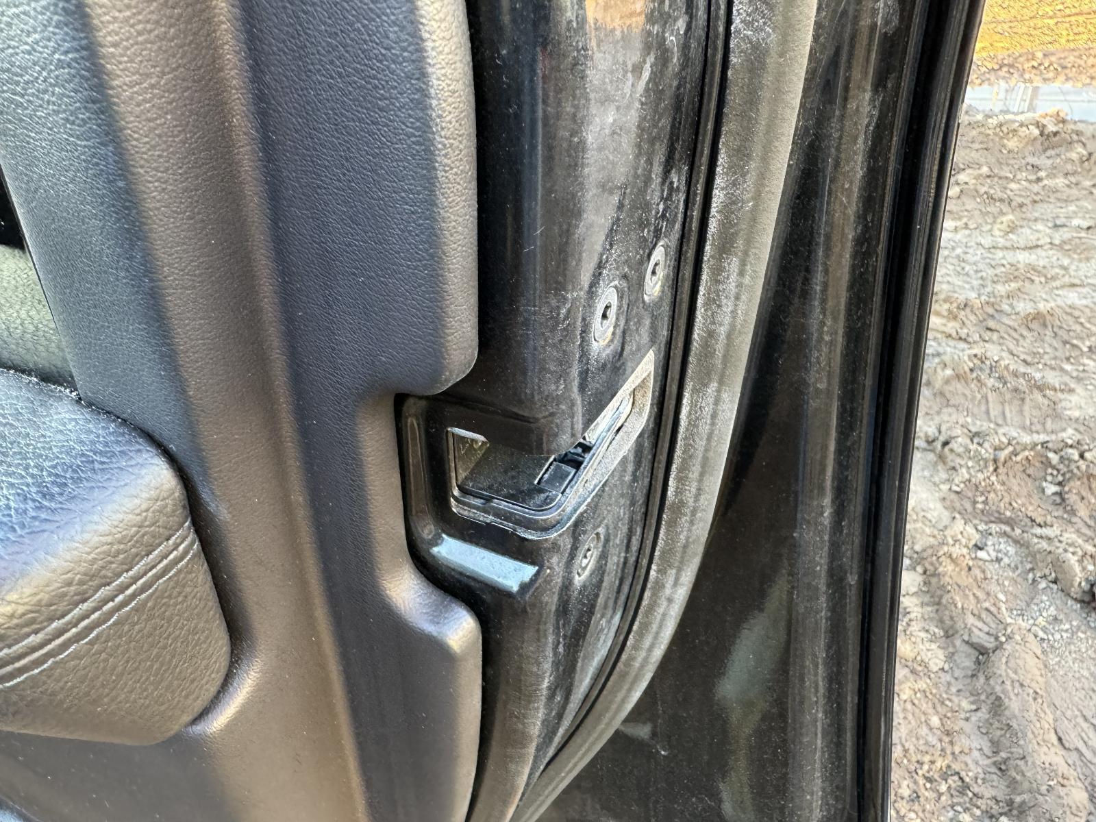 View Auto part Door/Boot/Gate Lock JAGUAR XF 2015