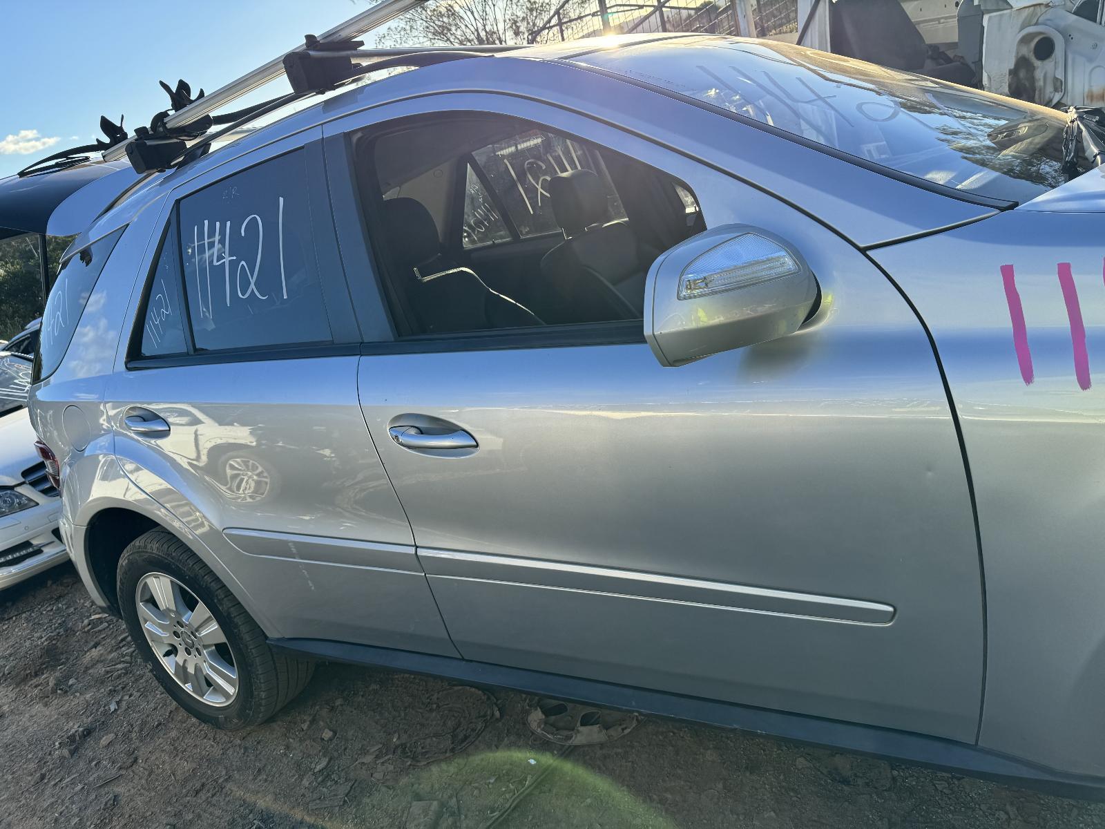 View Auto part Right Front Door MERCEDES M CLASS 2009