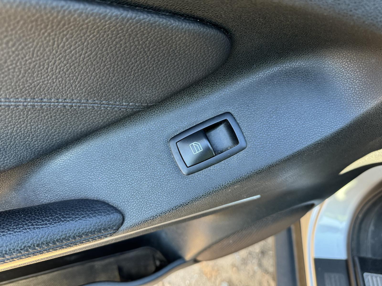 View Auto part Pwr Dr Wind Switch MERCEDES M CLASS 2009