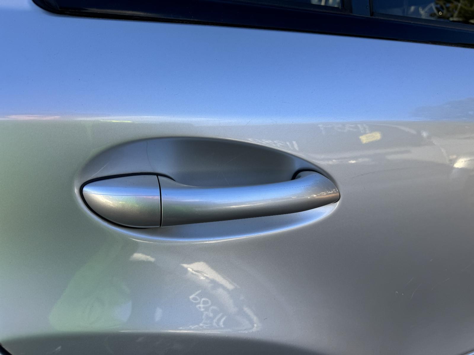 View Auto part Door Handle MERCEDES M CLASS 2009