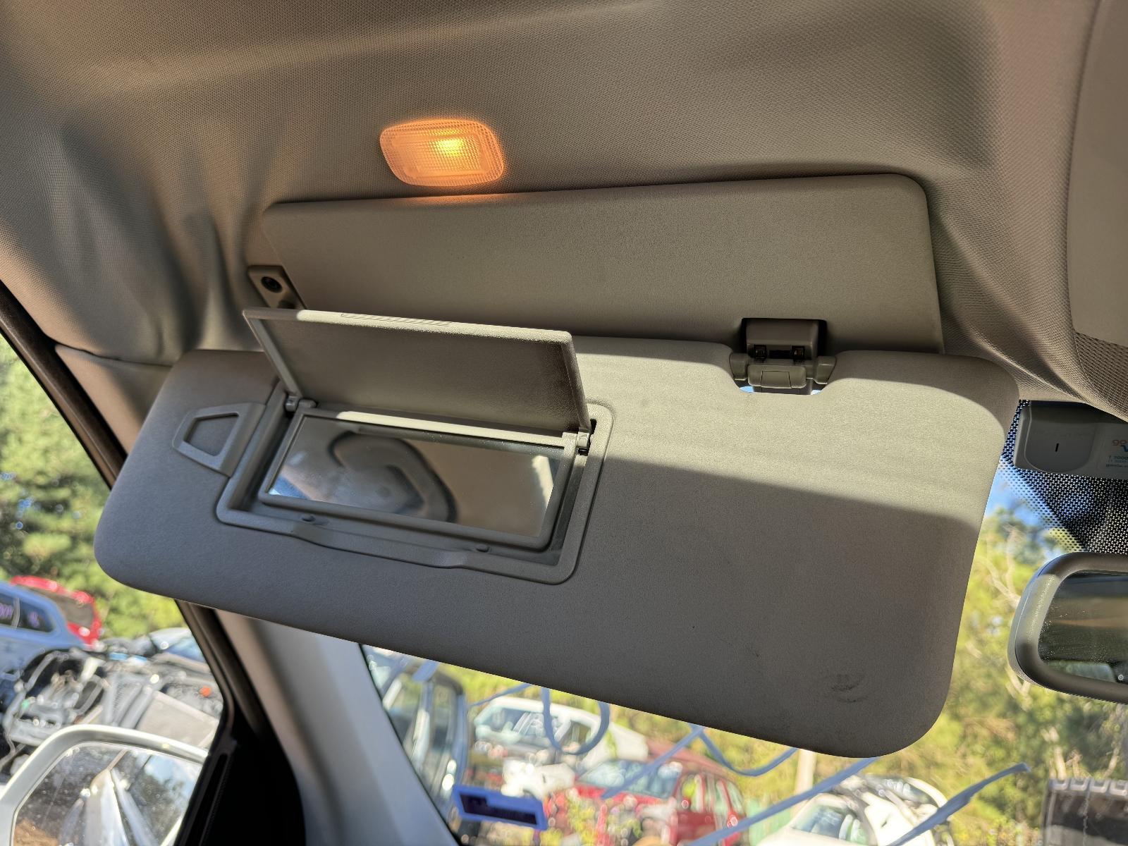 View Auto part Sunvisor MERCEDES M CLASS 2009