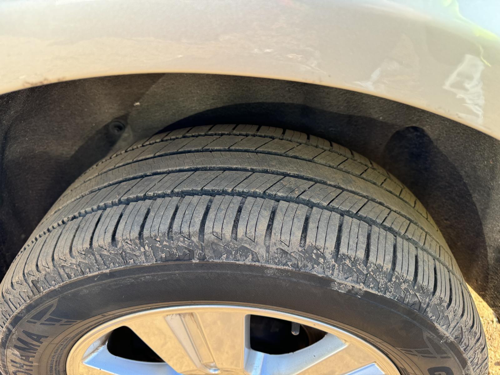View Auto part Tyre MERCEDES M CLASS 2009