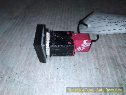View Auto part Misc Switch/Relay Volkswagen Amarok 2013