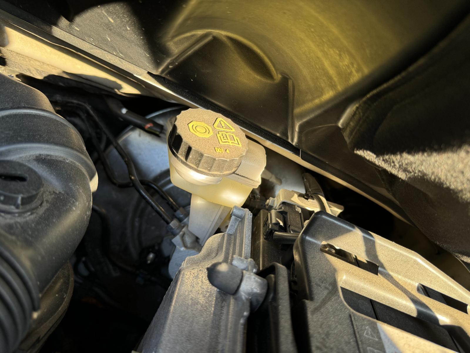 View Auto part Master Cylinder PEUGEOT PARTNER 2023