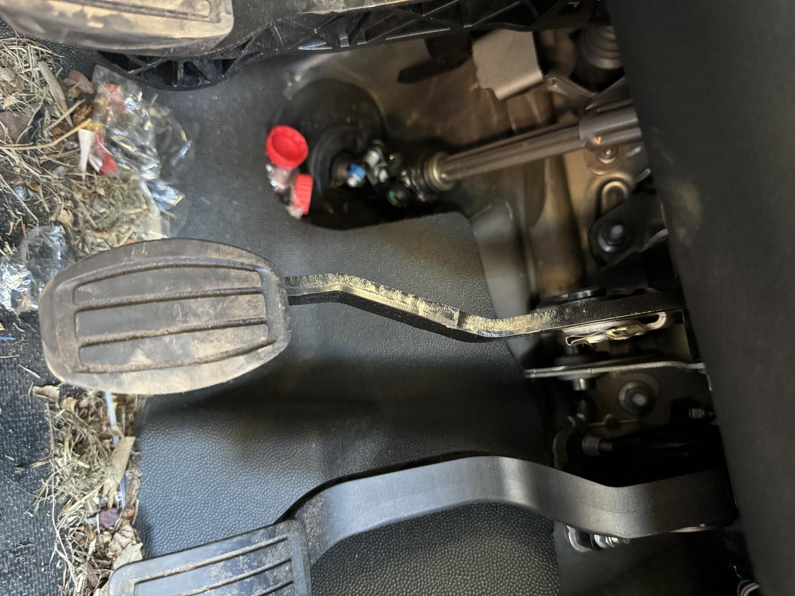 View Auto part Pedal Assembly PEUGEOT PARTNER 2023