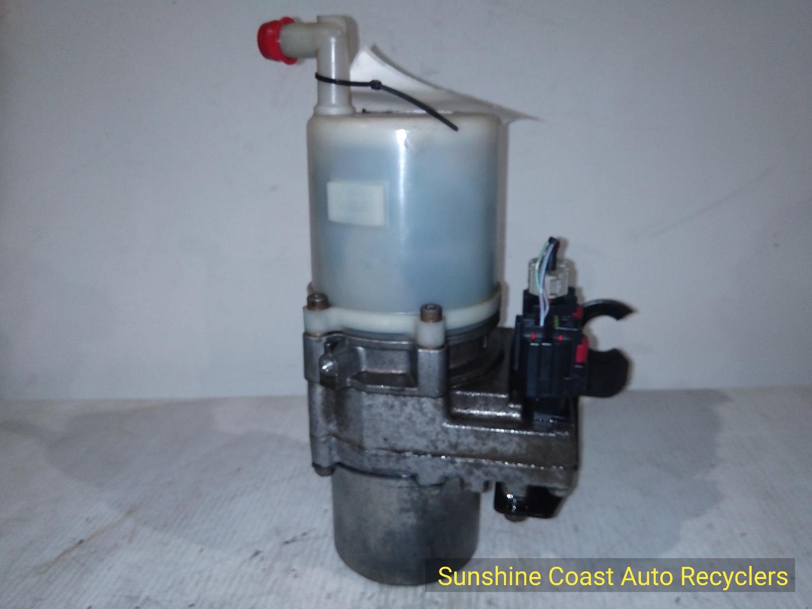 View Auto part Steering Pump Mazda 3 2004