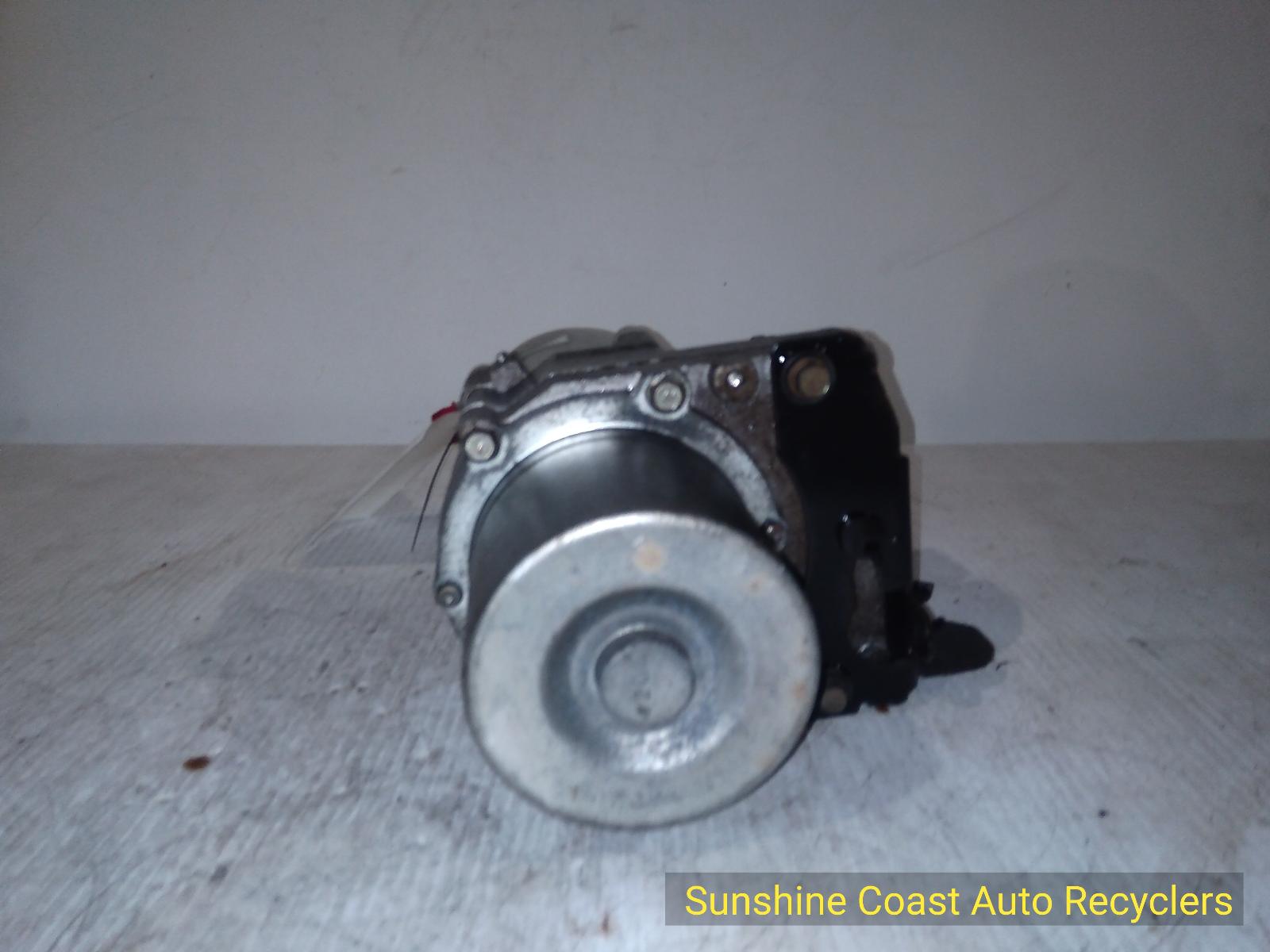 View Auto part Steering Pump Mazda 3 2004
