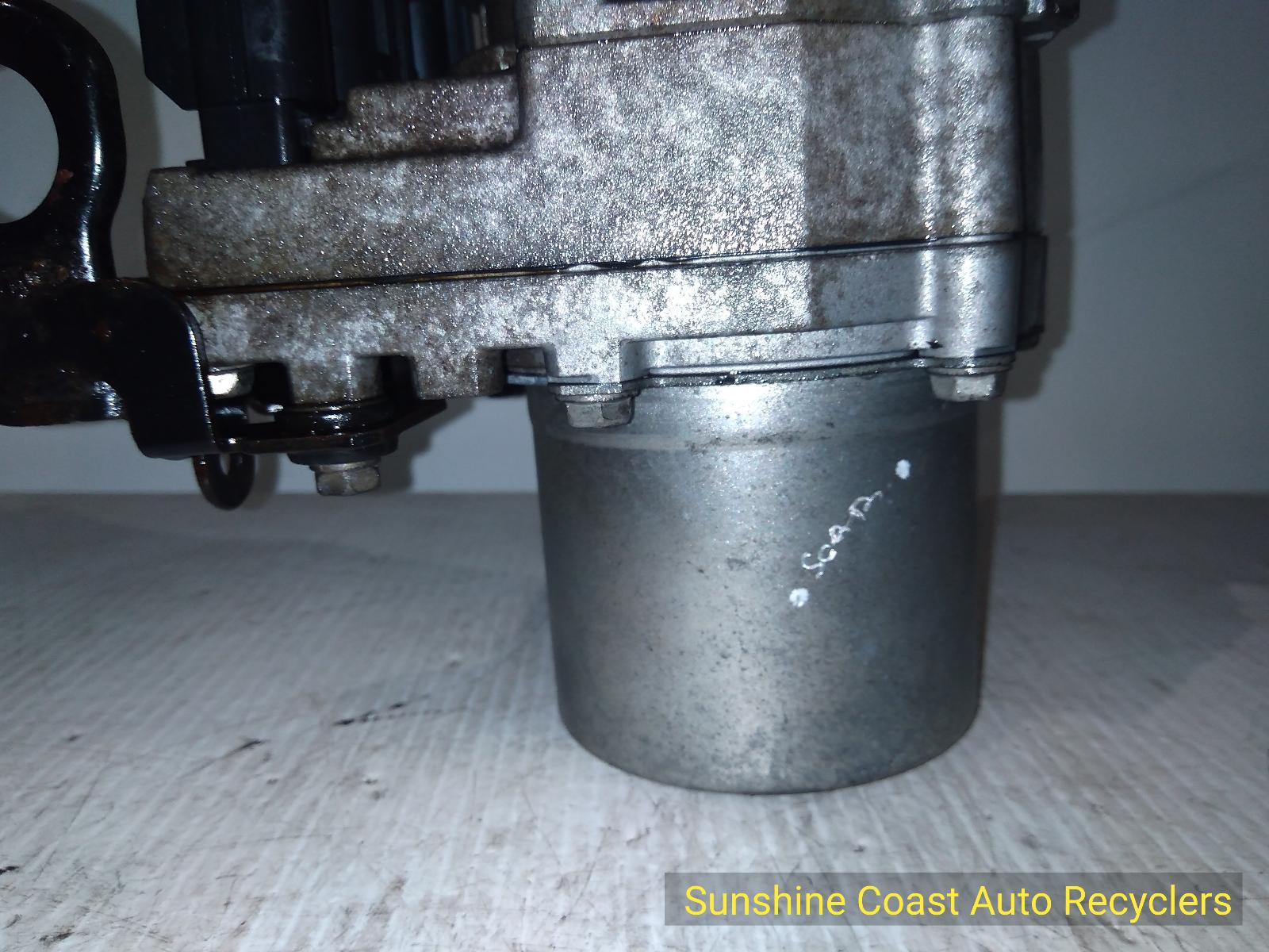 View Auto part Steering Pump Mazda 3 2004