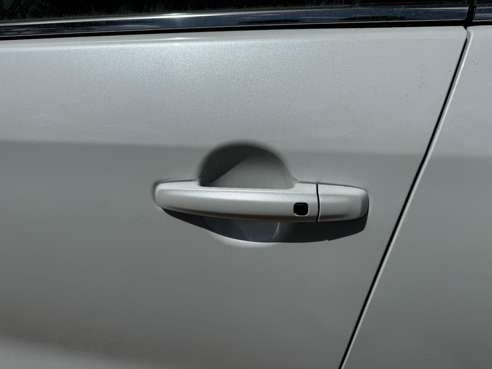 View Auto part Door Handle SUZUKI S-CROSS 2023