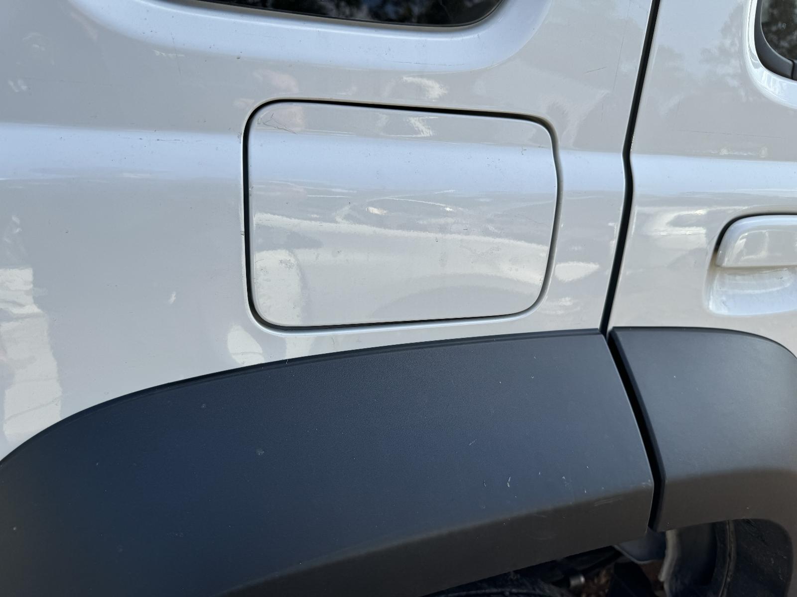 View Auto part Fuel Door / Filler SUZUKI JIMNY 2024