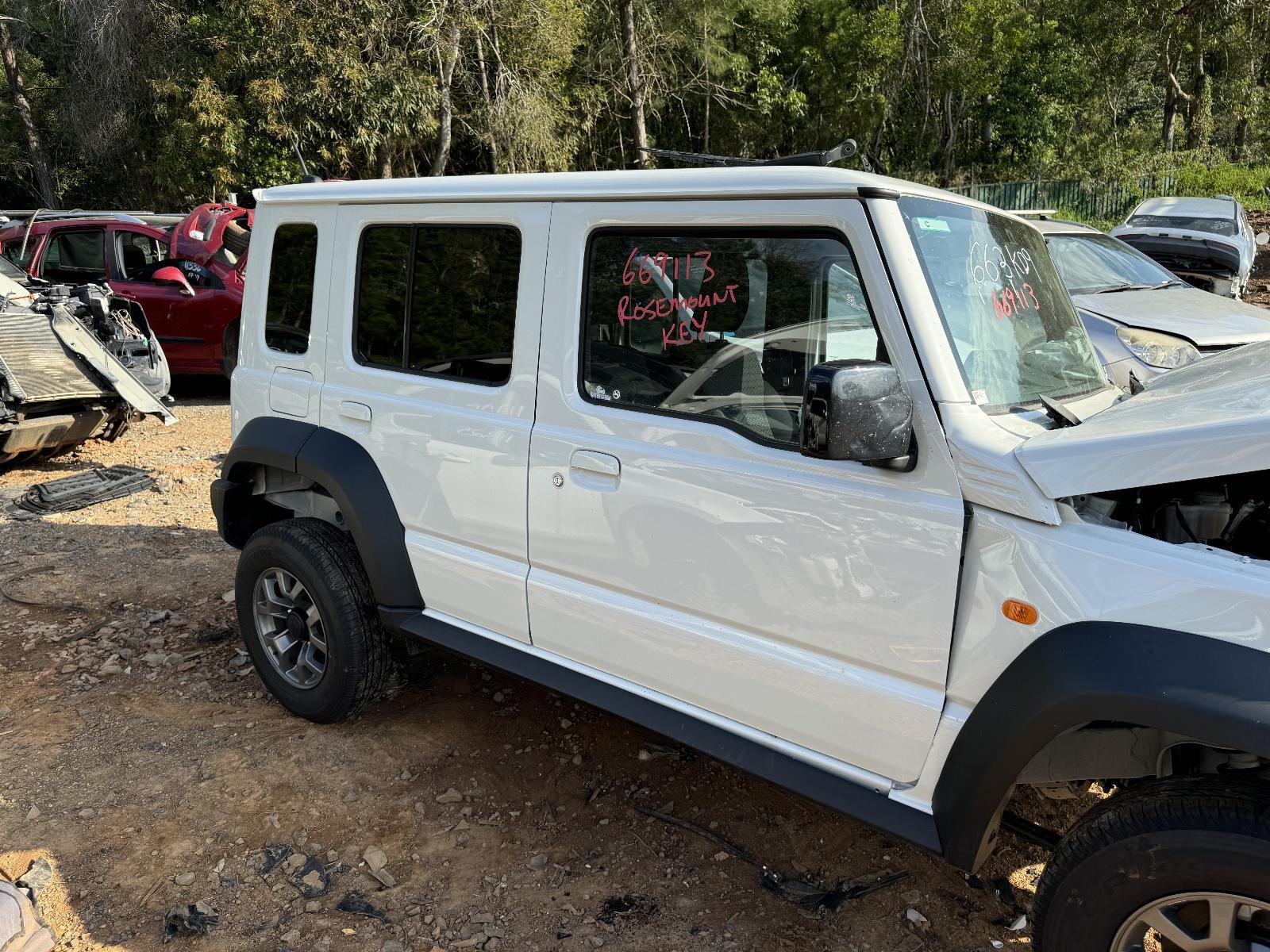 View Auto part Fuel Door / Filler SUZUKI JIMNY 2024