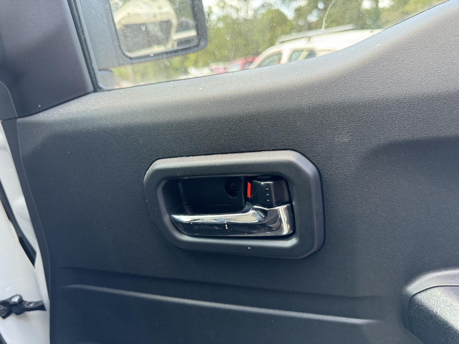 View Auto part Door Handle SUZUKI JIMNY 2024