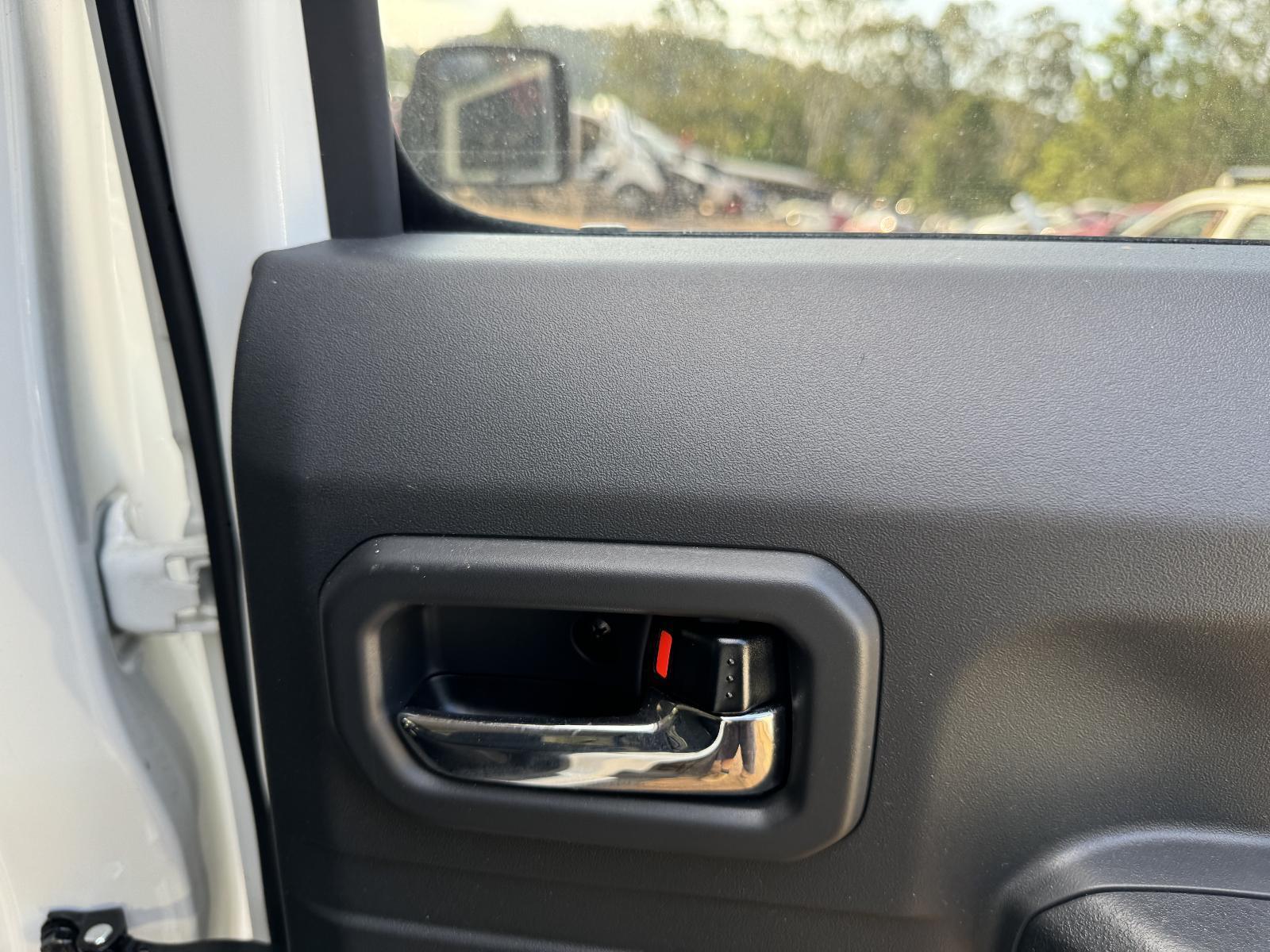 View Auto part Door Handle SUZUKI JIMNY 2024