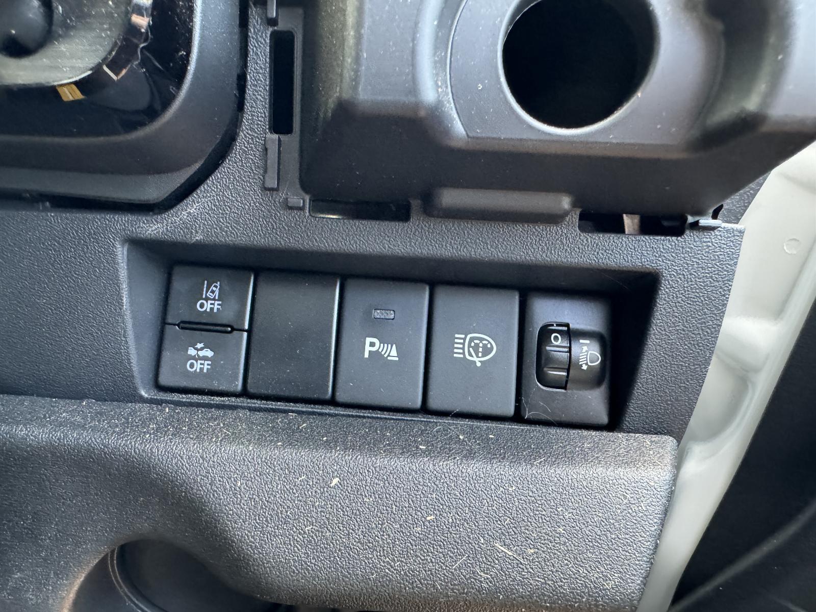 View Auto part Misc Switch/Relay SUZUKI JIMNY 2024