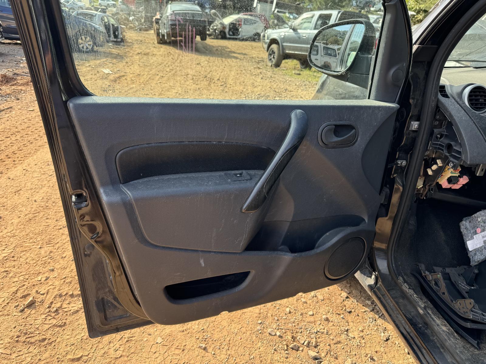 View Auto part Left Front Window Reg/Motor RENAULT KANGOO 2014