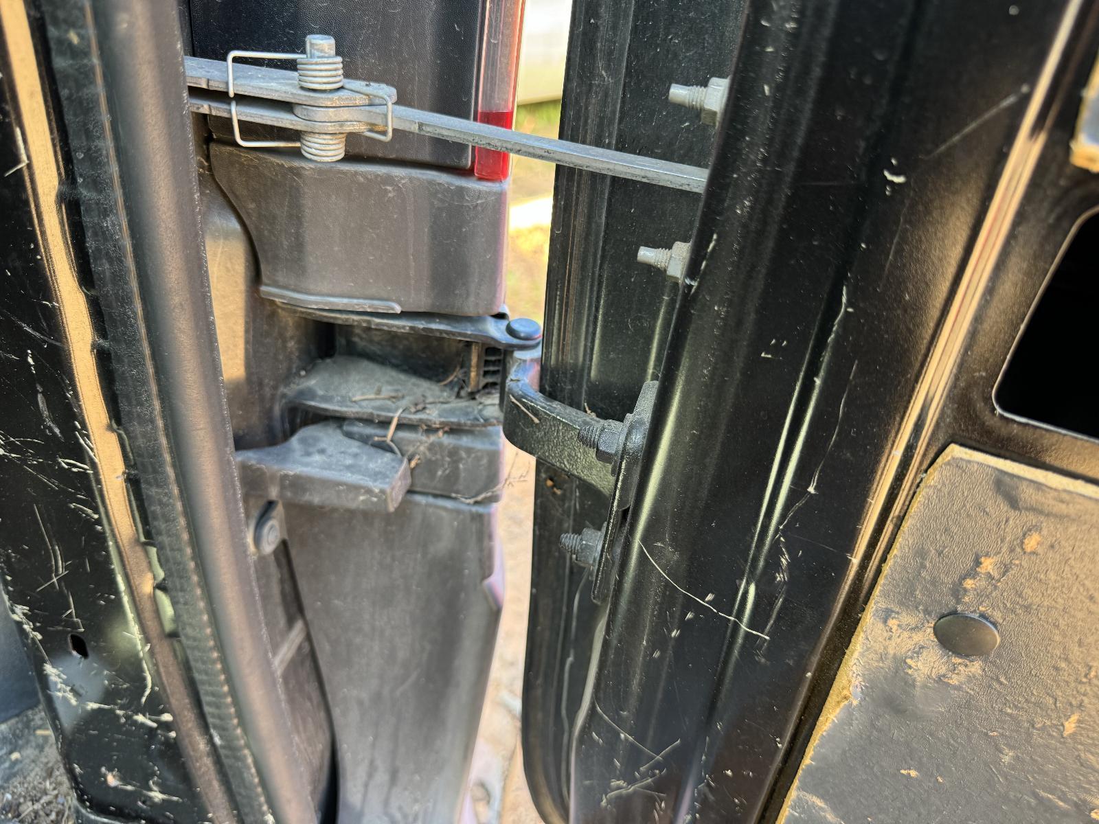 View Auto part Hatch Strut RENAULT KANGOO 2014