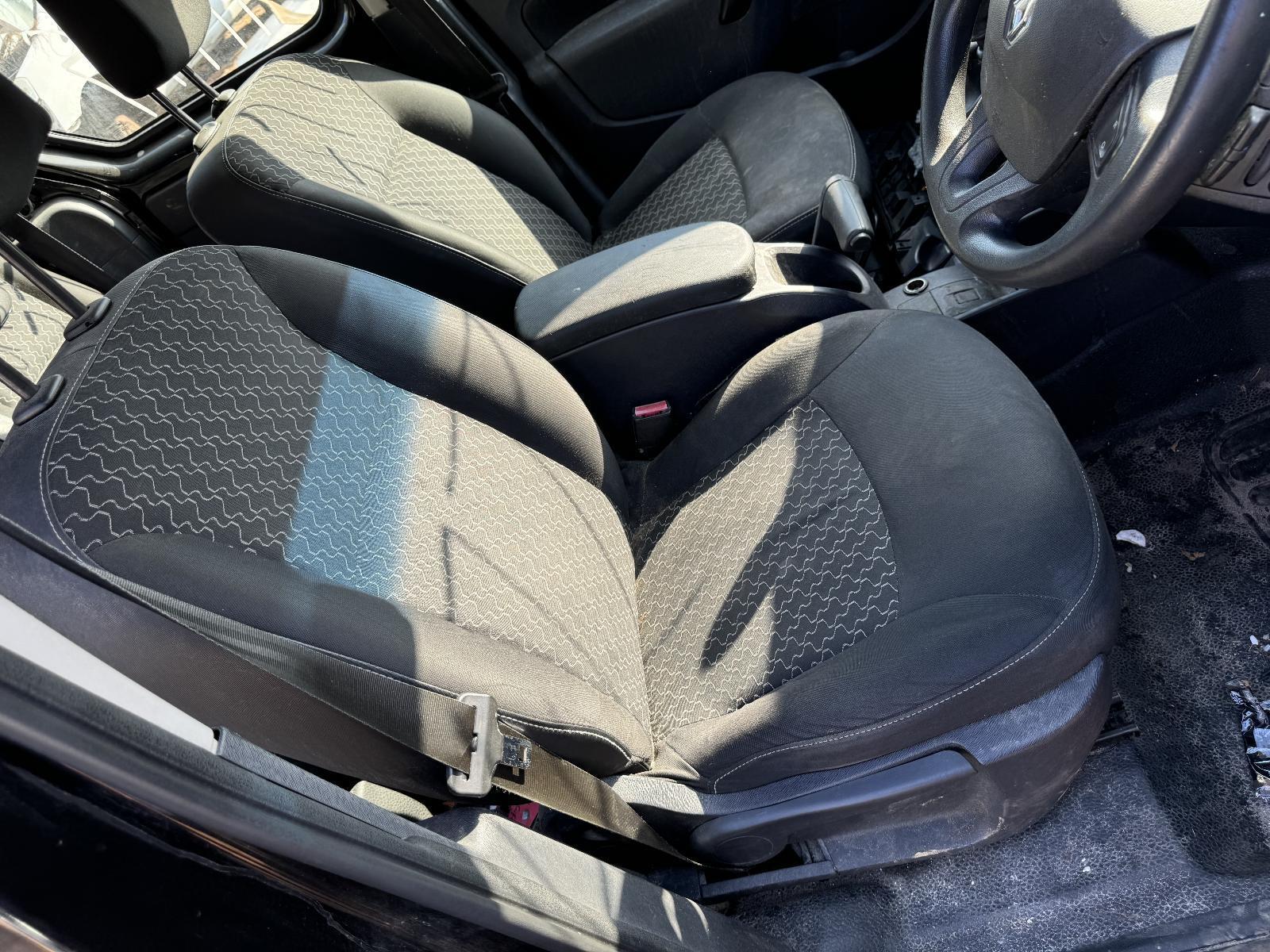 View Auto part Front Seat RENAULT KANGOO 2014
